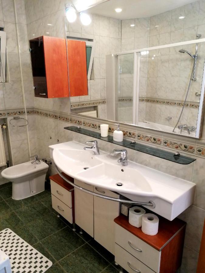 בוקרשט Diamond Apartments מראה חיצוני תמונה