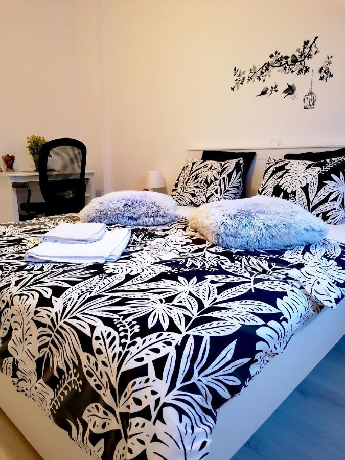 בוקרשט Diamond Apartments מראה חיצוני תמונה